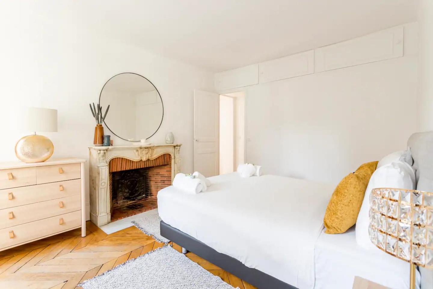 8P - 3Br Le Marais Spacious - Central - Historic Apt Párizs Kültér fotó
